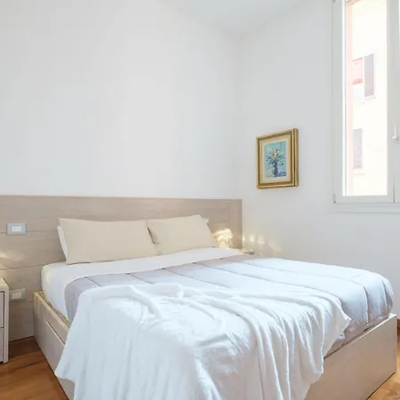 Apartament D'azeglio & Galluzzi *